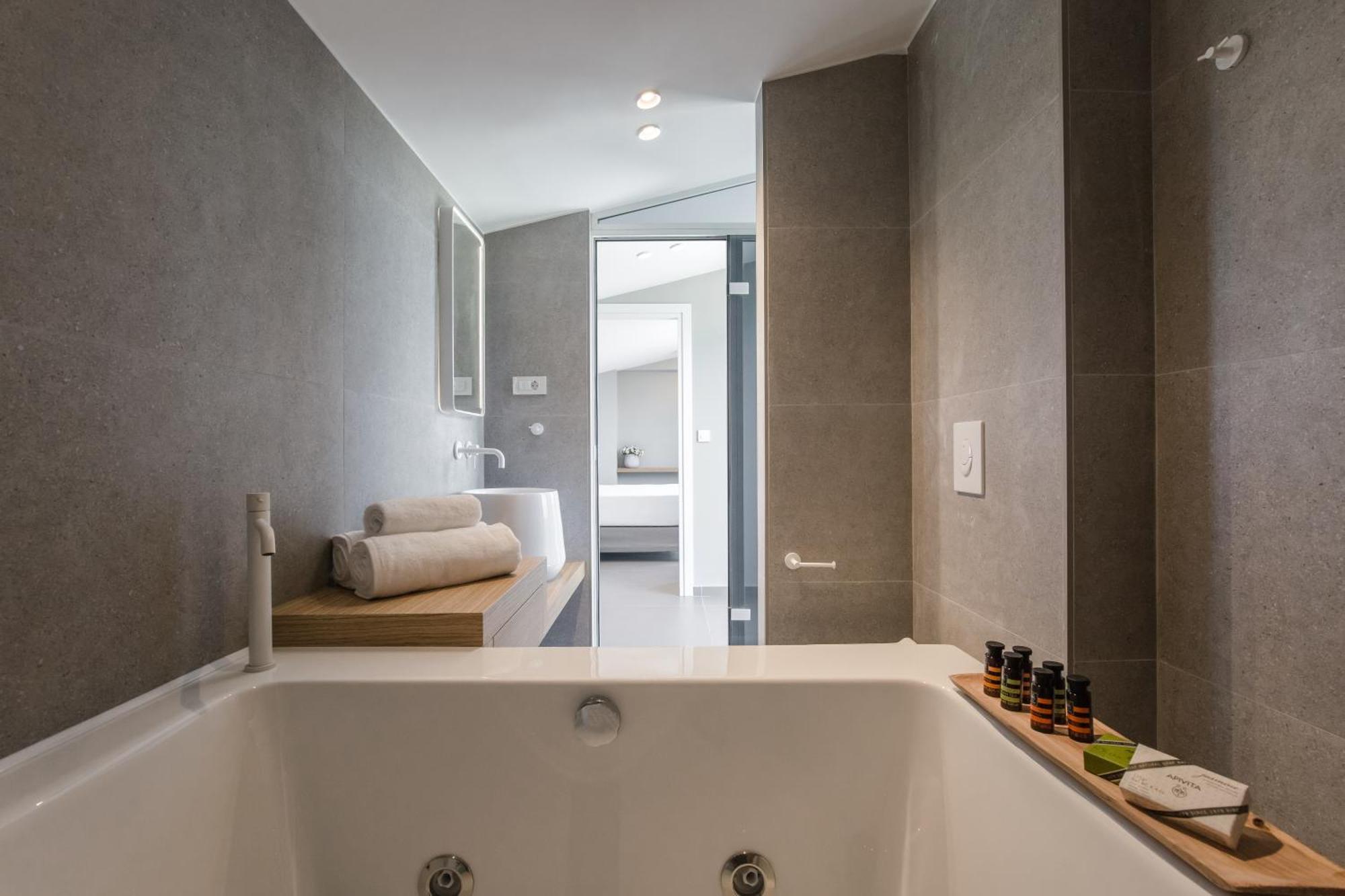 Noemie Luxury Suites Chania  Номер фото